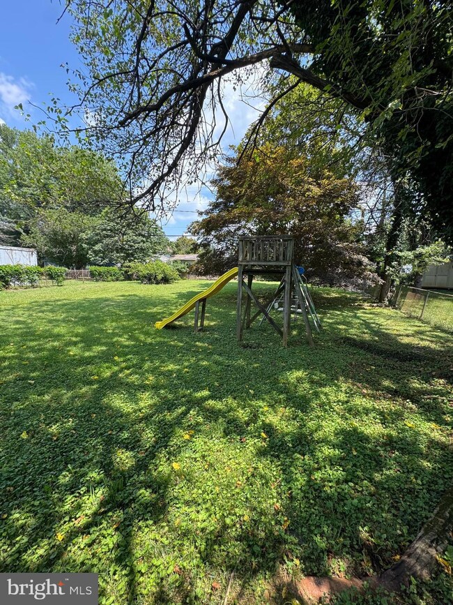 3729 Offutt Rd, Randallstown, MD 21133 - photo 2