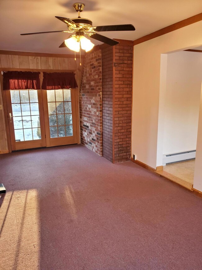 6 Breezeway