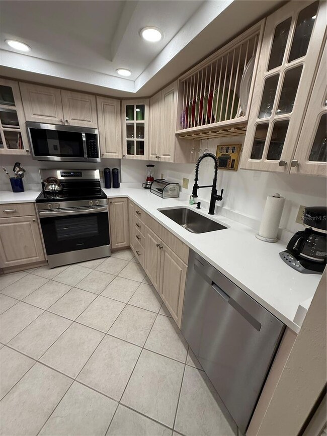 Key Capri Condominium unit 502, Treasure Island, FL 33706 - photo 7