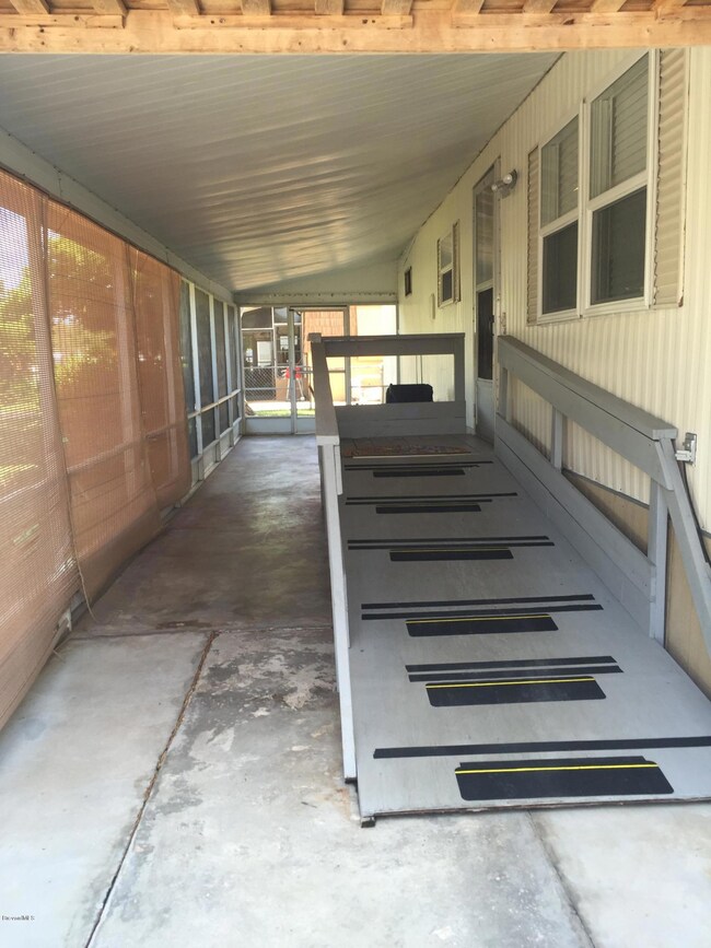 South side of Front Porch