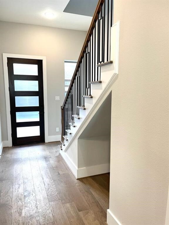 803 Thornton Rd unit E, Houston, TX 77018 - photo 7