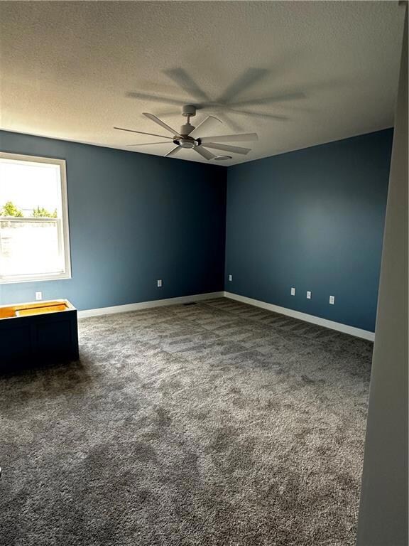 9057 Shady Bend Rd, Lenexa, KS 66227 - photo 6