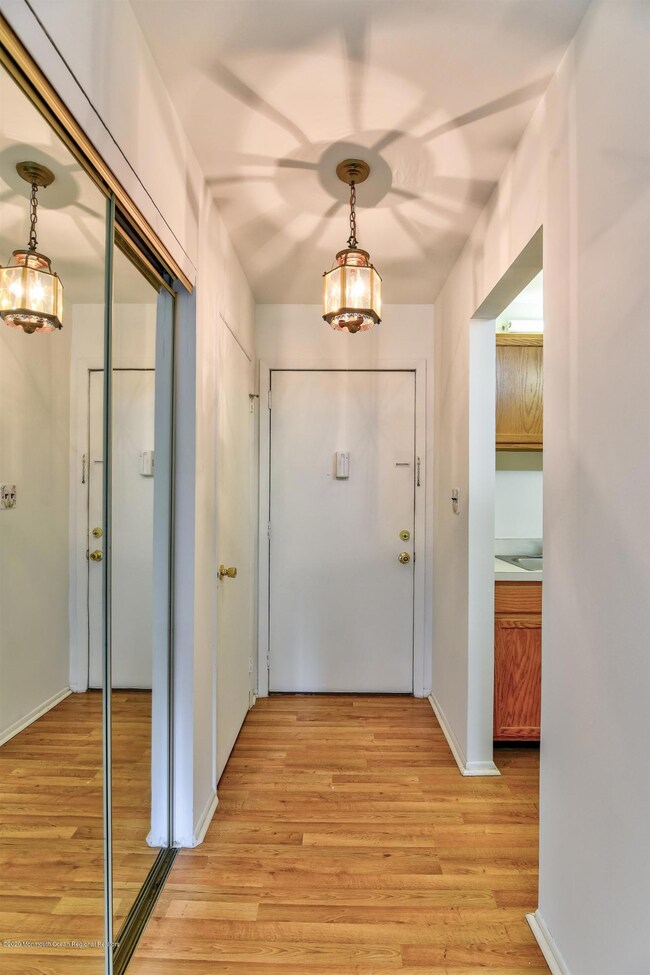 7 Pine Cluster Cir unit H, Manalapan, NJ 07726 - photo 3