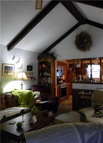 Family room - view 2