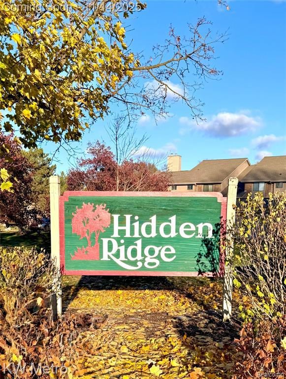 11773 Sycamore Dr unit 25, Plymouth, MI 48170 - photo 3