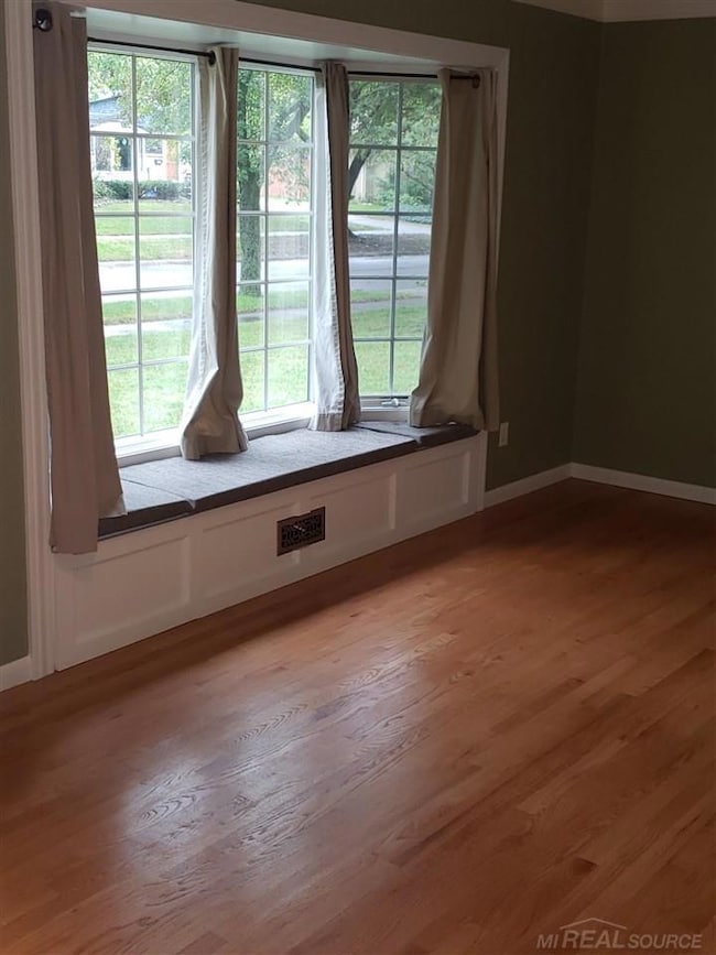 281 Reitman Ct, Rochester Hills, MI 48307 - photo 7