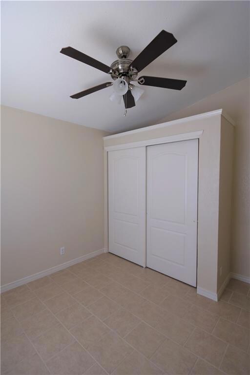 1571 S Kenazo Ave, Horizon City, TX 79928 - photo 6