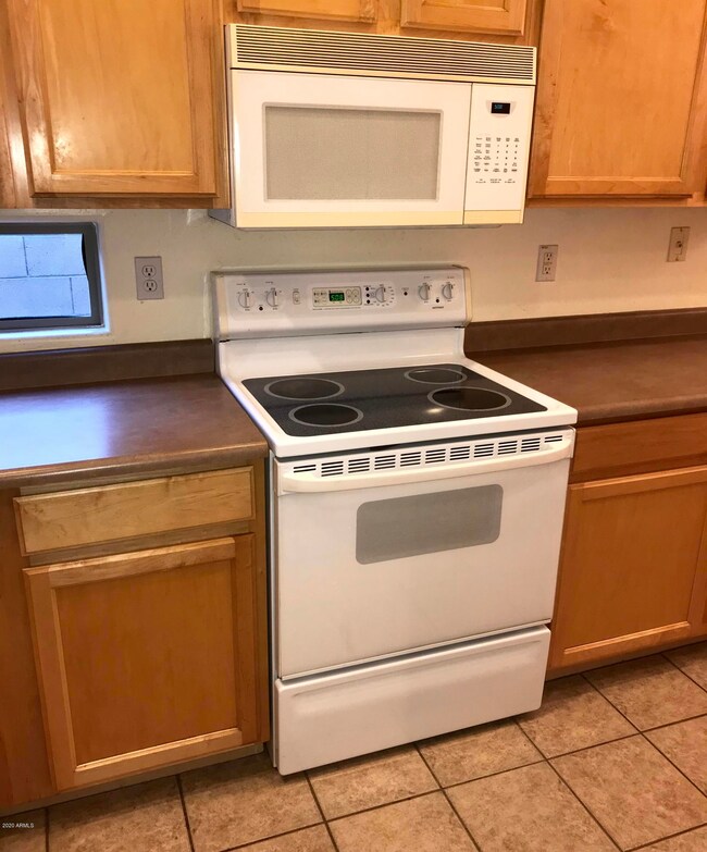 Kitchen 4