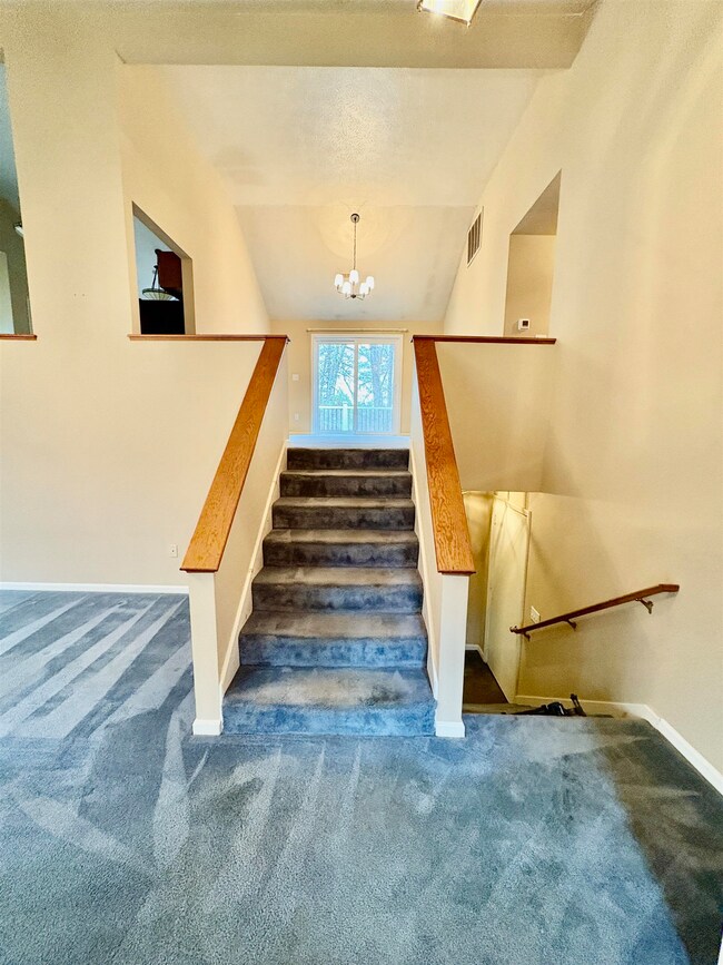 11 Scottsdale Dr, Hudson, NH 03051 - photo 6