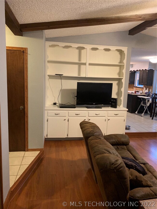 653 E 135th Place, Glenpool, OK 74033 - photo 5