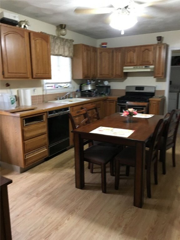 17 Sherwood St, Providence, RI 02908 - photo 4