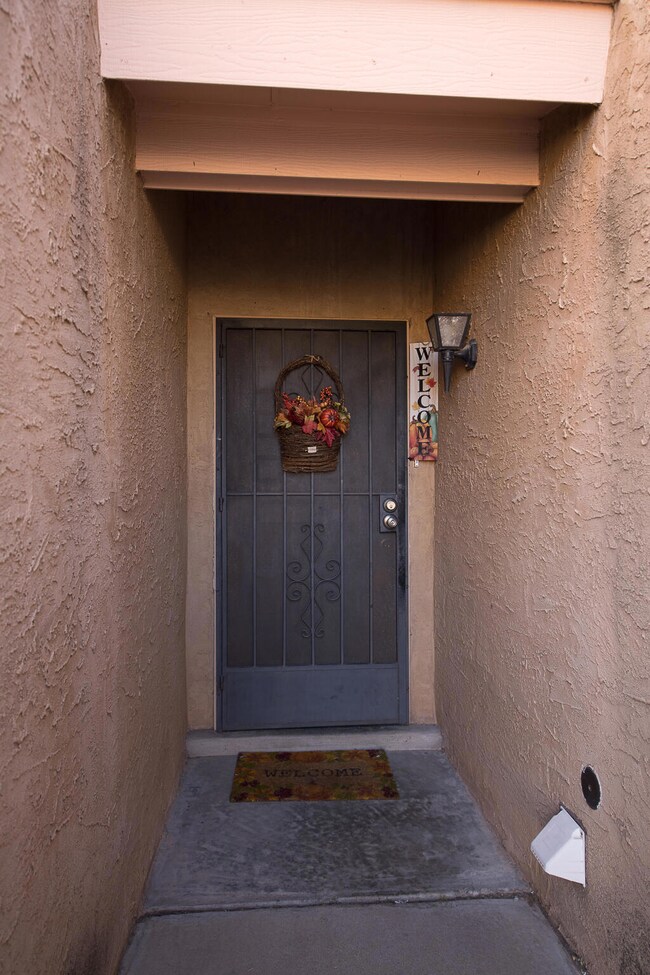 10912 PELHEM RD PICTURES-10