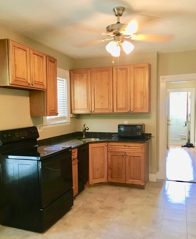 122 Thacher St unit 1, Milton, MA 02186 - photo 5