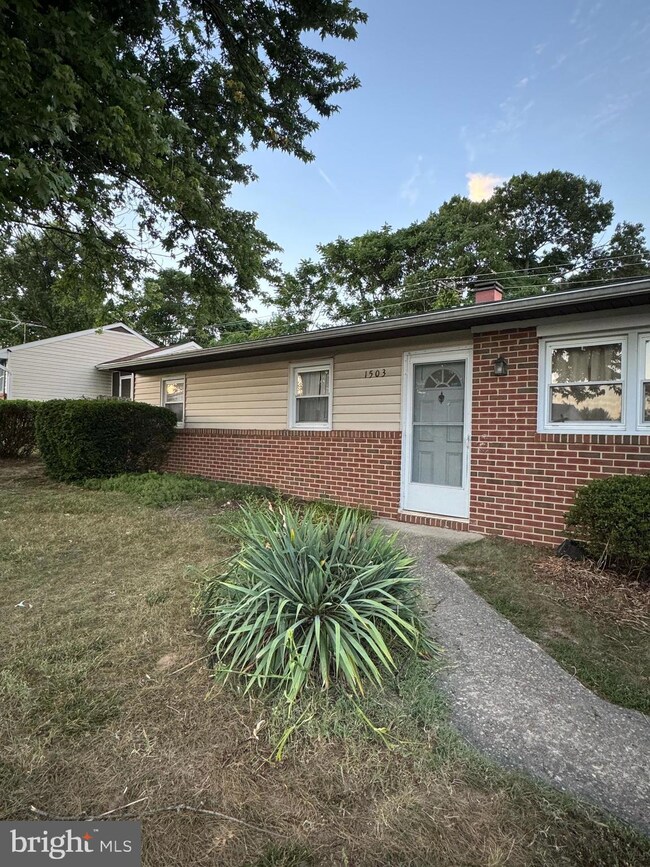 1503 Tieman Dr, Glen Burnie, MD 21061 - photo 6