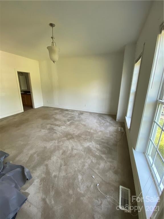 597 S Greenbriar Rd, Statesville, NC 28625 - photo 7