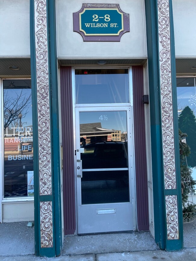 4 1/2 W Wilson St unit C6, Batavia, IL 60510 - photo 2