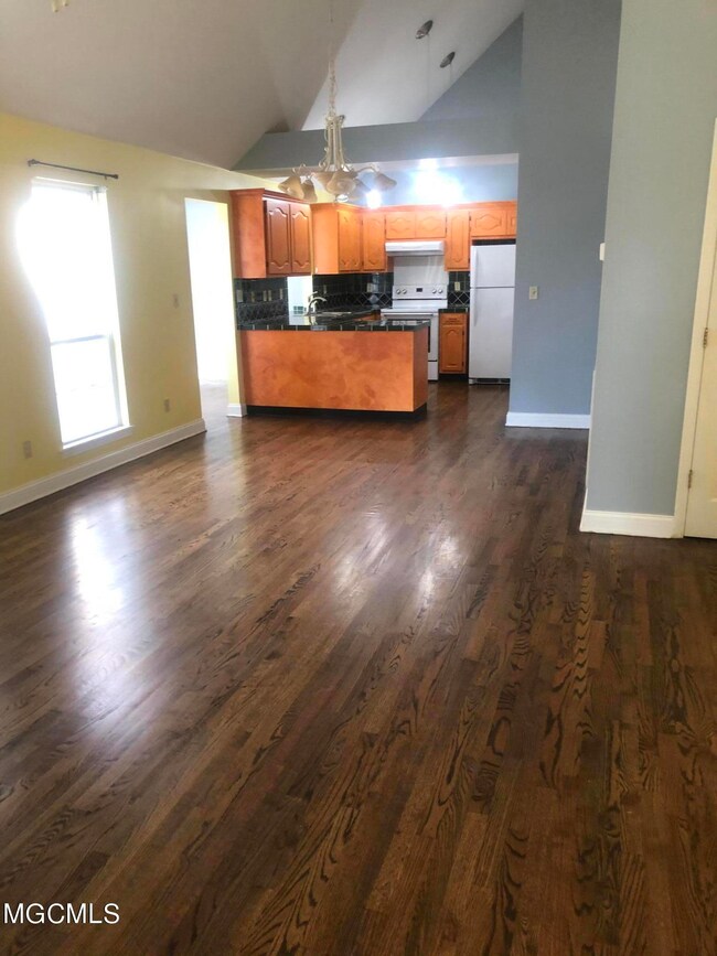 6908 Andover St, Moss Point, MS 39563 - photo 6