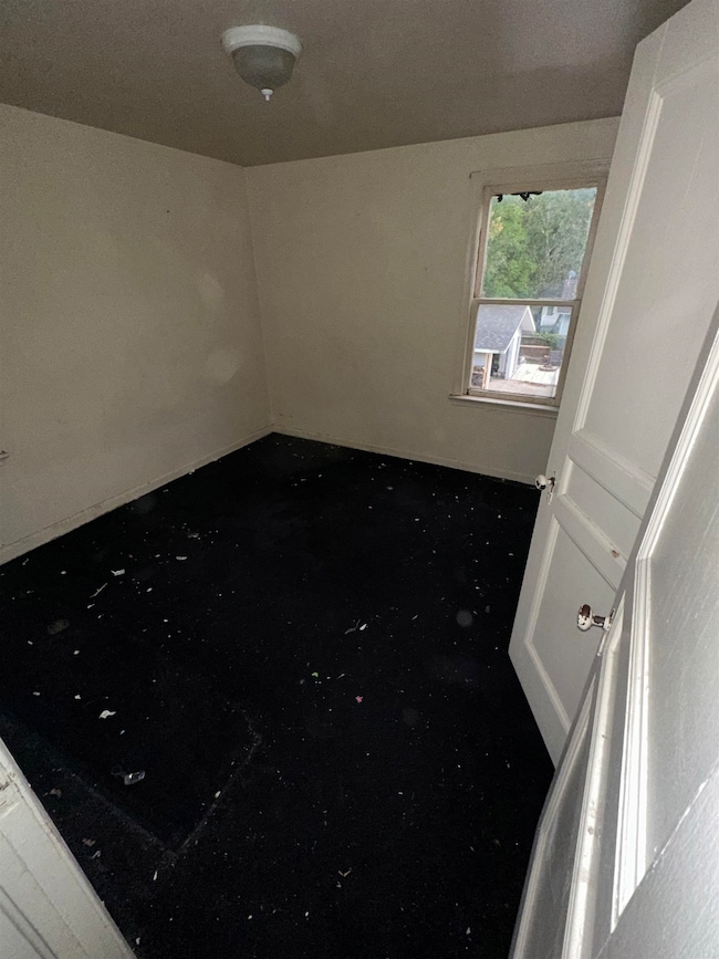 2663 W Court St, Flint, MI 48503 - photo 4