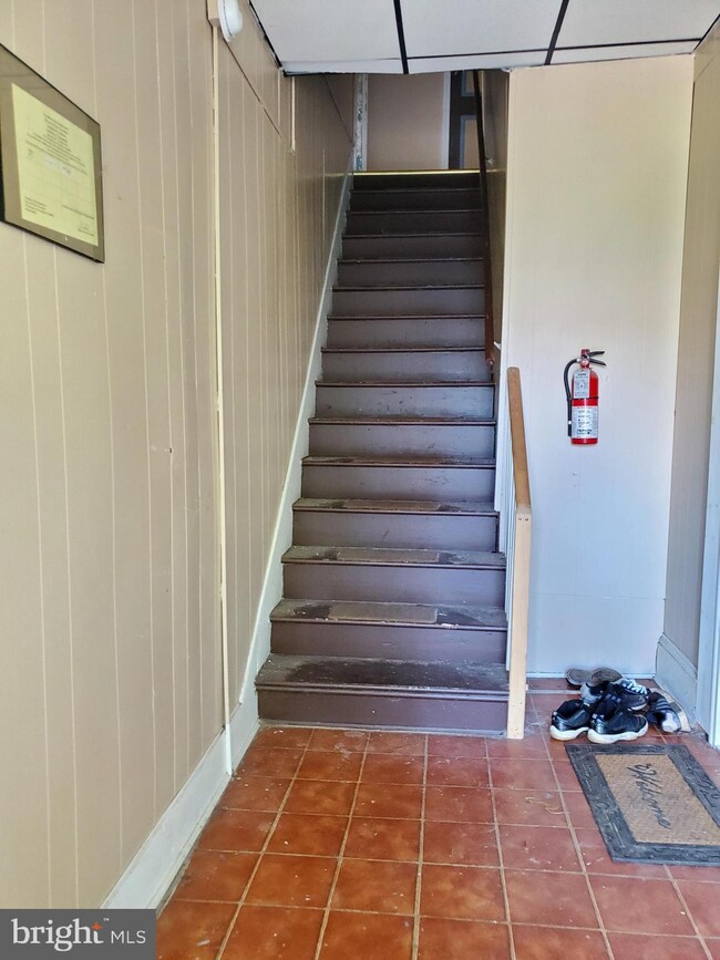 60 High St unit 4, Woodbury, NJ 08096 - photo 4