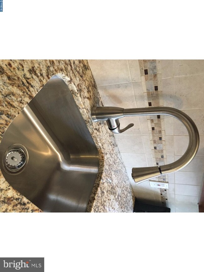 1504 Delaware Ave unit 3B, Wilmington, DE 19806 - photo 6