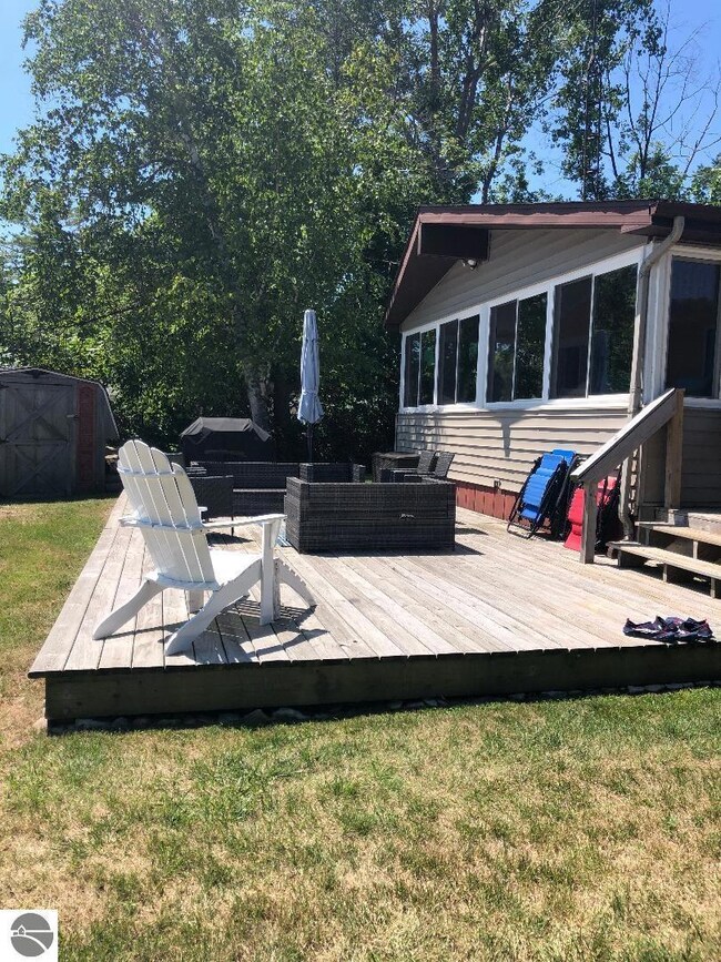 530 N Huron Rd, Au Gres, MI 48703 - photo 2