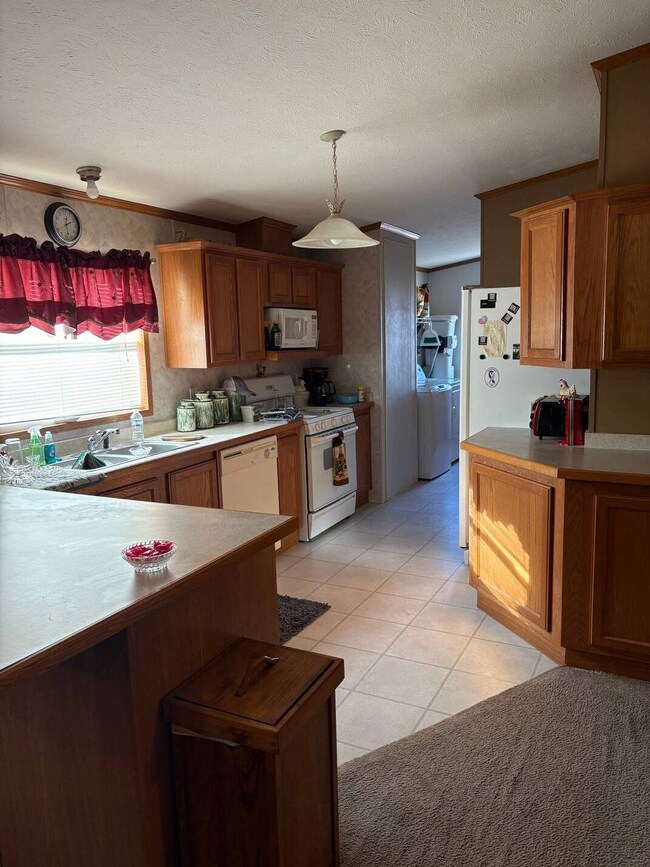 7204 E Grand River Ave unit 99, Portland, MI 48875 - photo 7