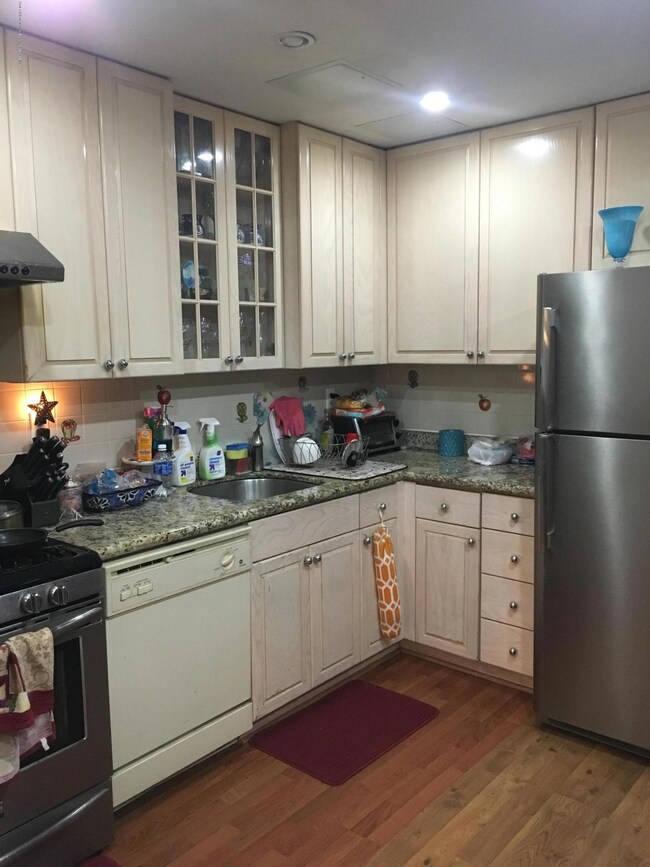 19 forest ln 12