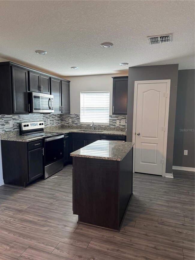 1010 Desmoines Ln, Poinciana, FL 34759 - photo 5