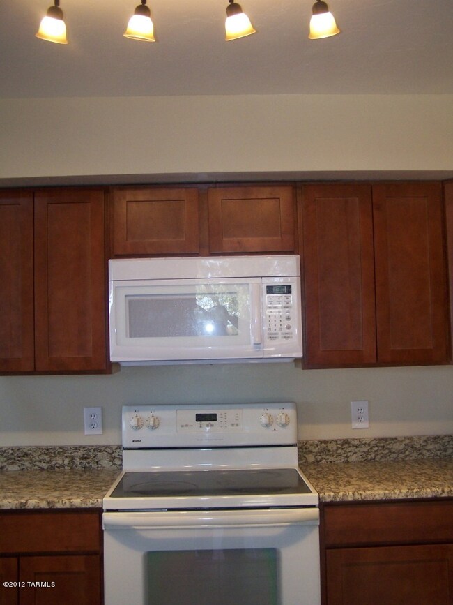 Stove / Microwave
