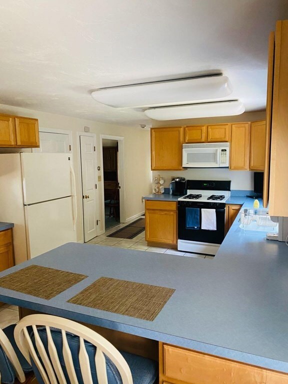 38A Russell Rd, Mashpee, MA 02649 - photo 3