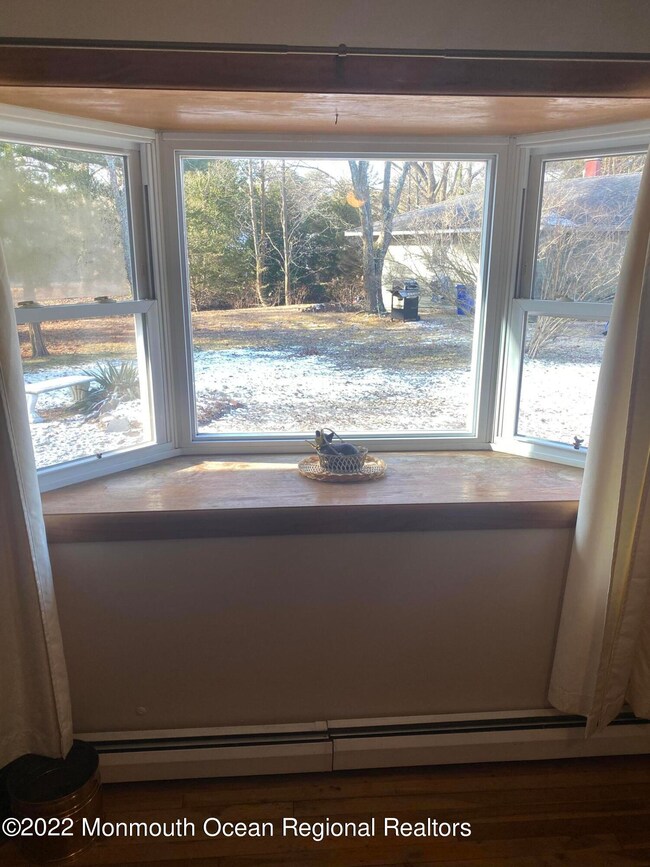 2235 Yorktowne Blvd, Toms River, NJ 08753 - photo 4