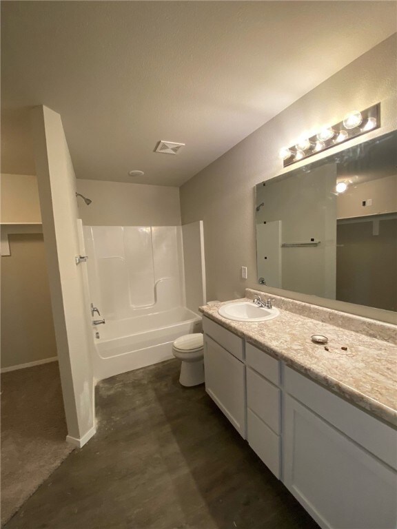 958 E Sparrow Cir, Fayetteville, AR 72701 - photo 5