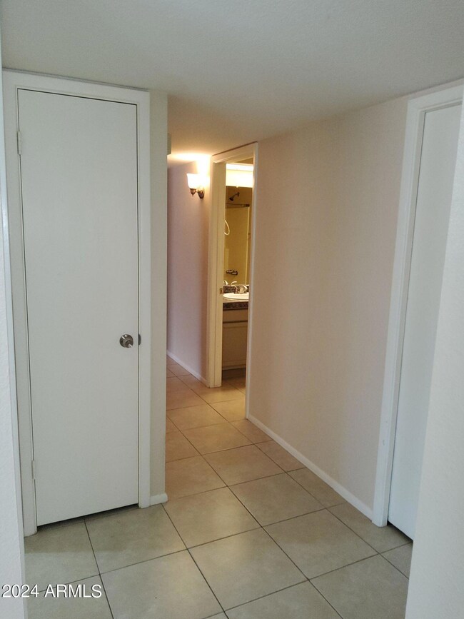 700 E Mesquite Cir unit R124, Tempe, AZ 85288 - photo 7