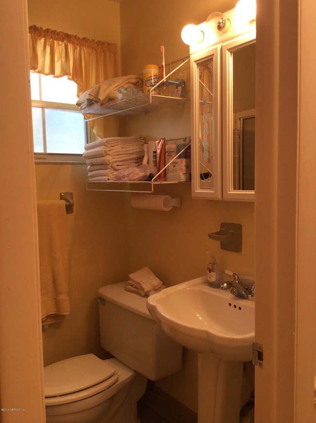 989 Parkridge Cir W, Jacksonville, FL 32211 - photo 6