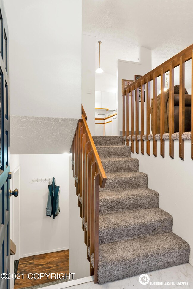 Entry_Stairway_1