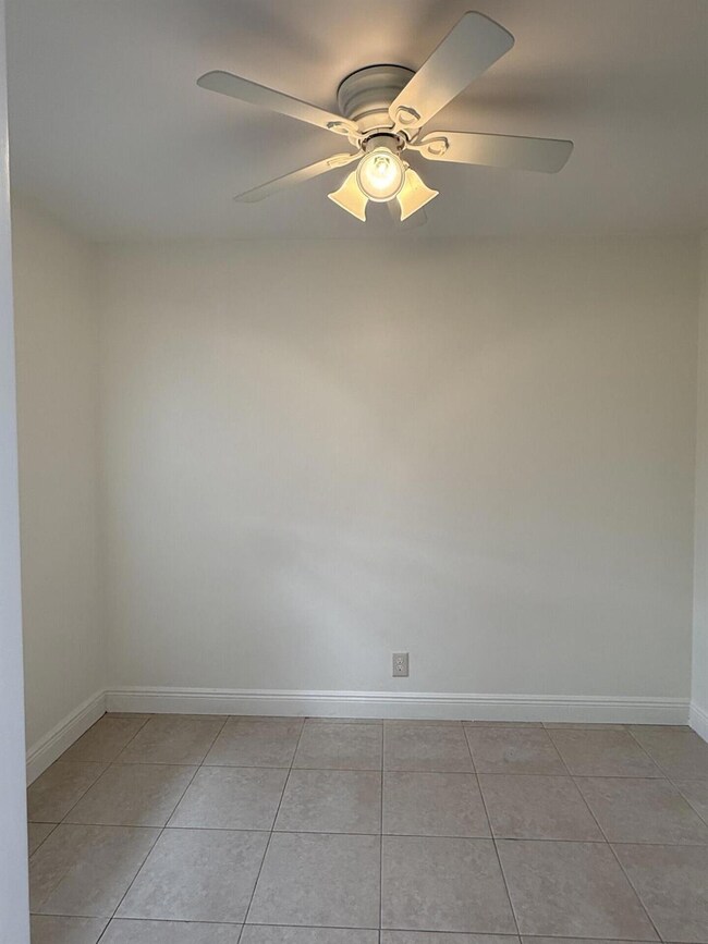 1415 N J St unit 6, Lake Worth, FL 33460 - photo 6