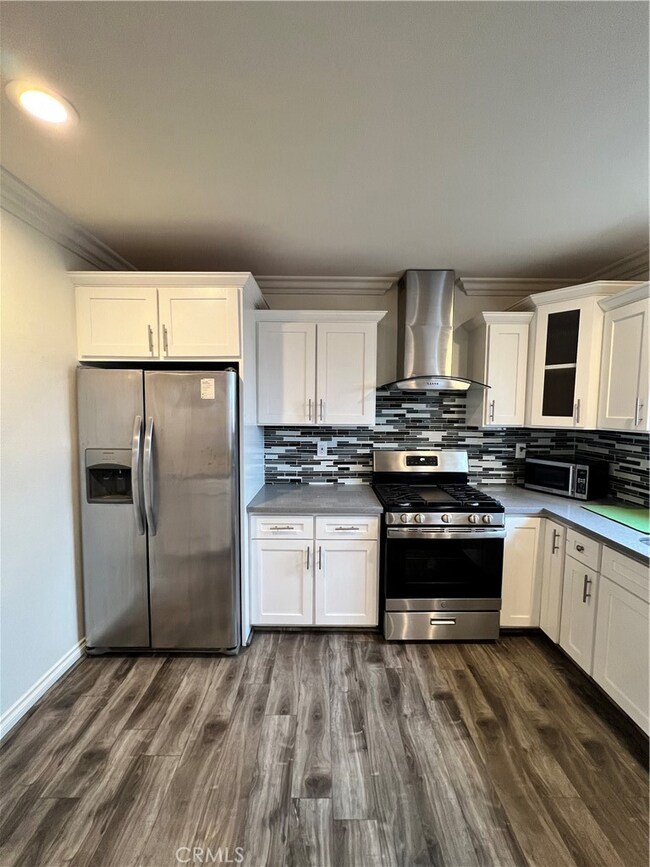 4816 Saturn St unit 1/2, Los Angeles, CA 90019 - photo 3