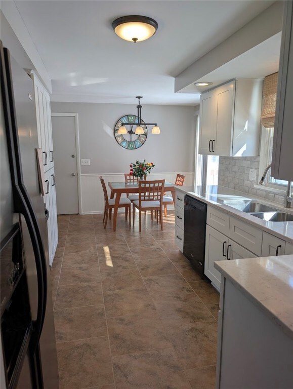 into the newly updated eat-in kitchen...
