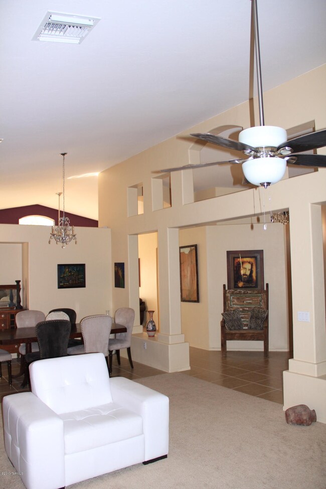 Family room to entry
