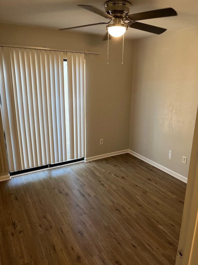 2077 Hanover Ct, Tallahassee, FL 32303 - photo 6