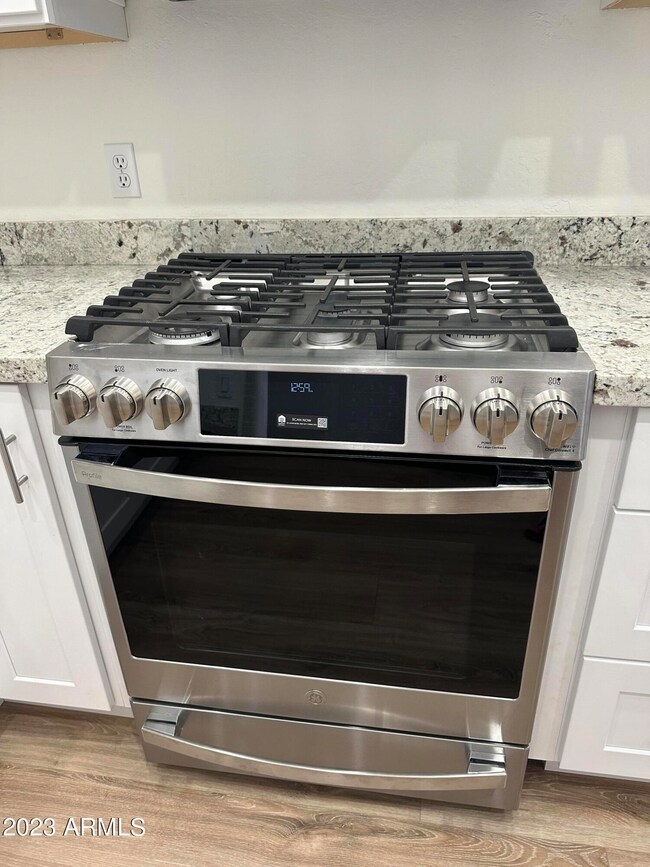 New gas stove