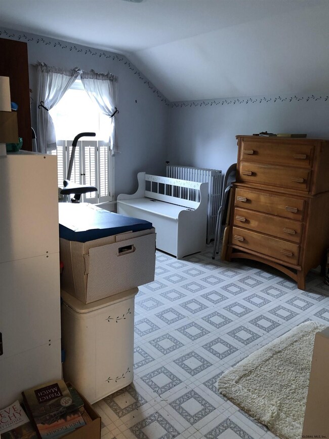 6 Martin St, Hoosick Falls, NY 12090 - photo 7