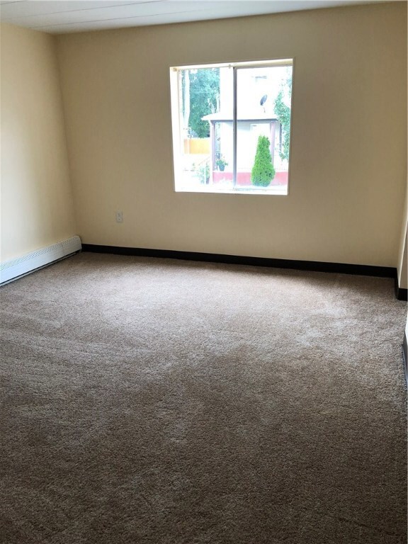 800 Weeden St unit 1 C, Pawtucket, RI 02860 - photo 4