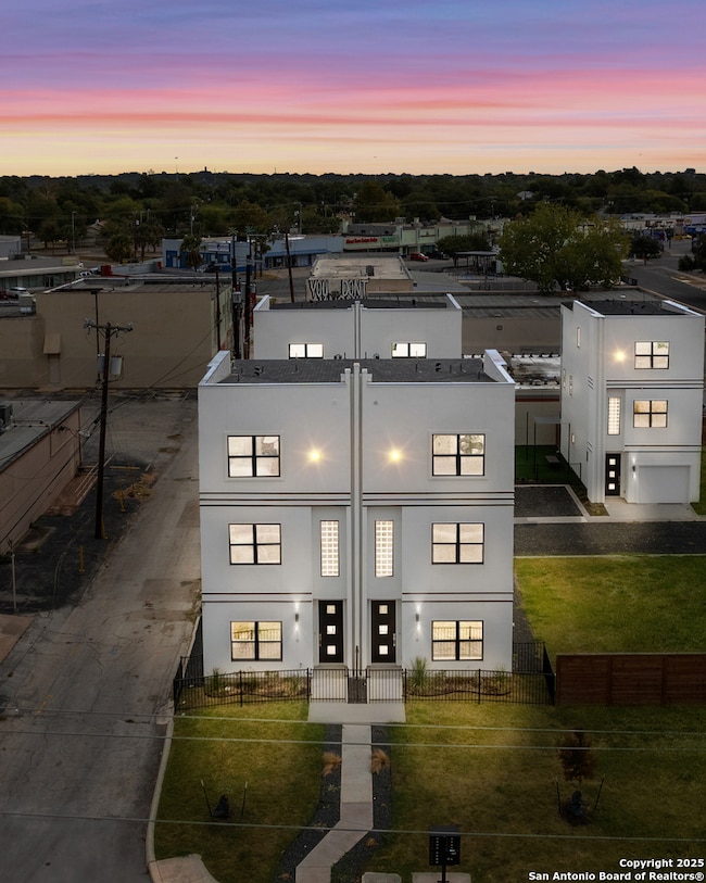 3214 N Elmendorf St unit 102, San Antonio, TX 78201 - photo 5