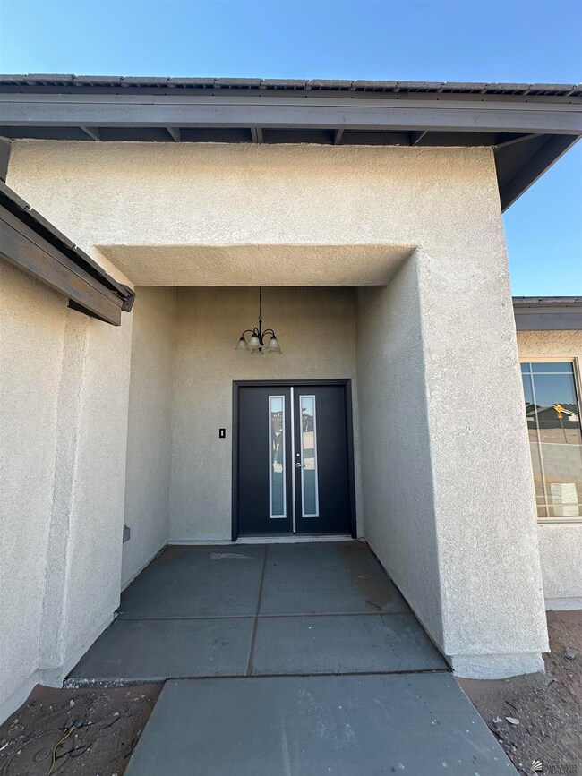 10752 E 45 Place, Yuma, AZ 85367 - photo 2