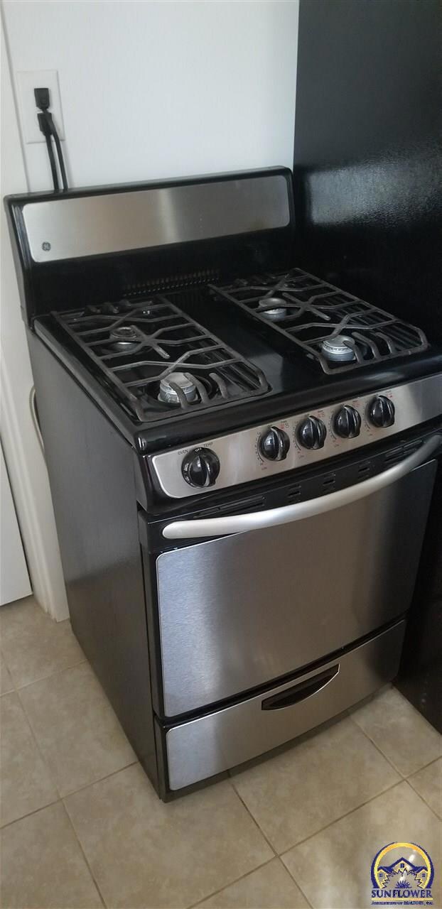 1149 SW High Ave, Topeka, KS 66604 - photo 5