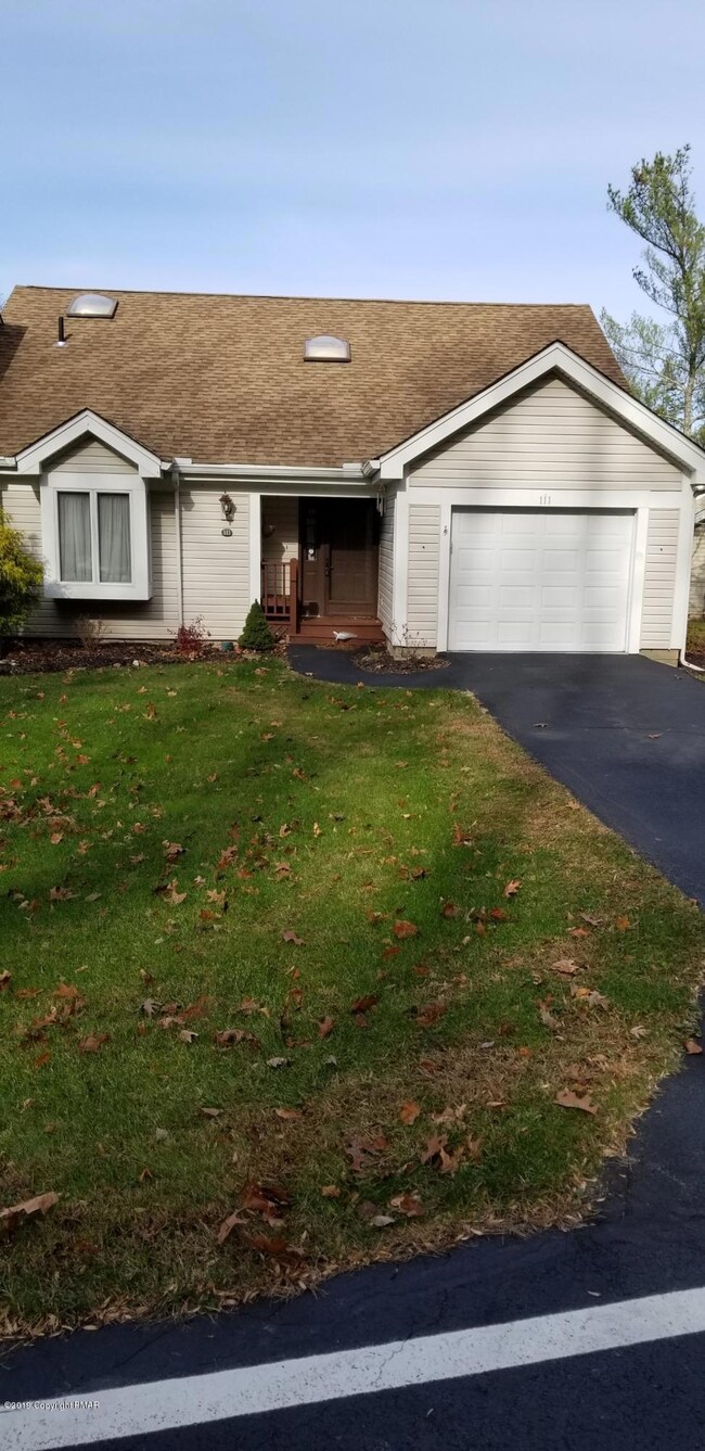 111 Duck Hollow Cir, Stroudsburg, PA 18360 - photo 4