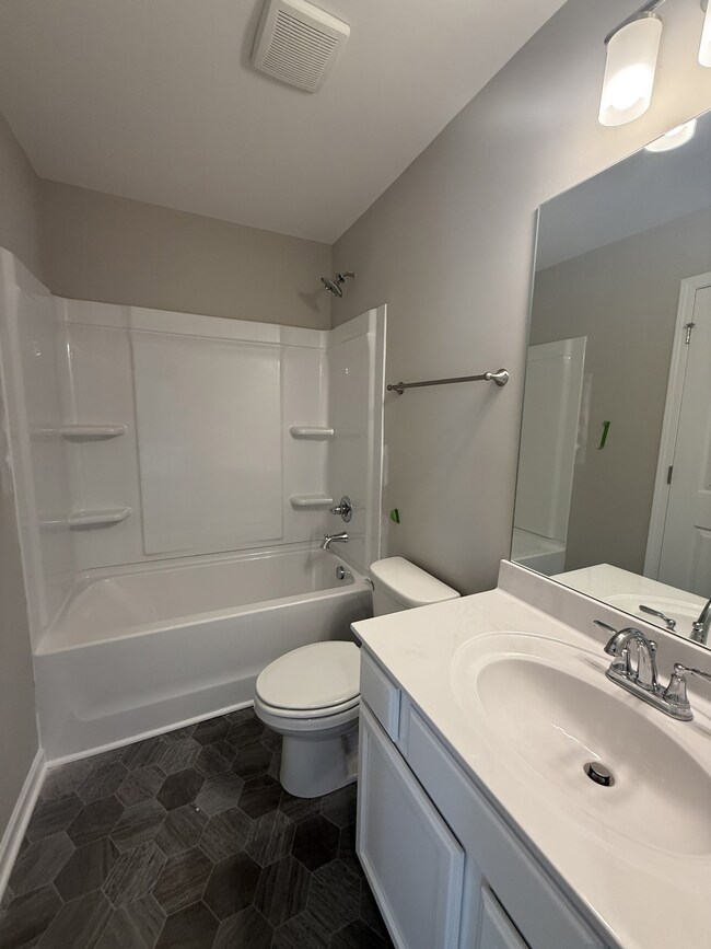 113 Coleson Ln, Pleasant View, TN 37146 - photo 7