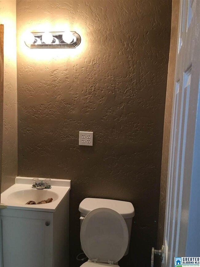 1625 Bobolink Ln NE, Center Point, AL 35215 - photo 7