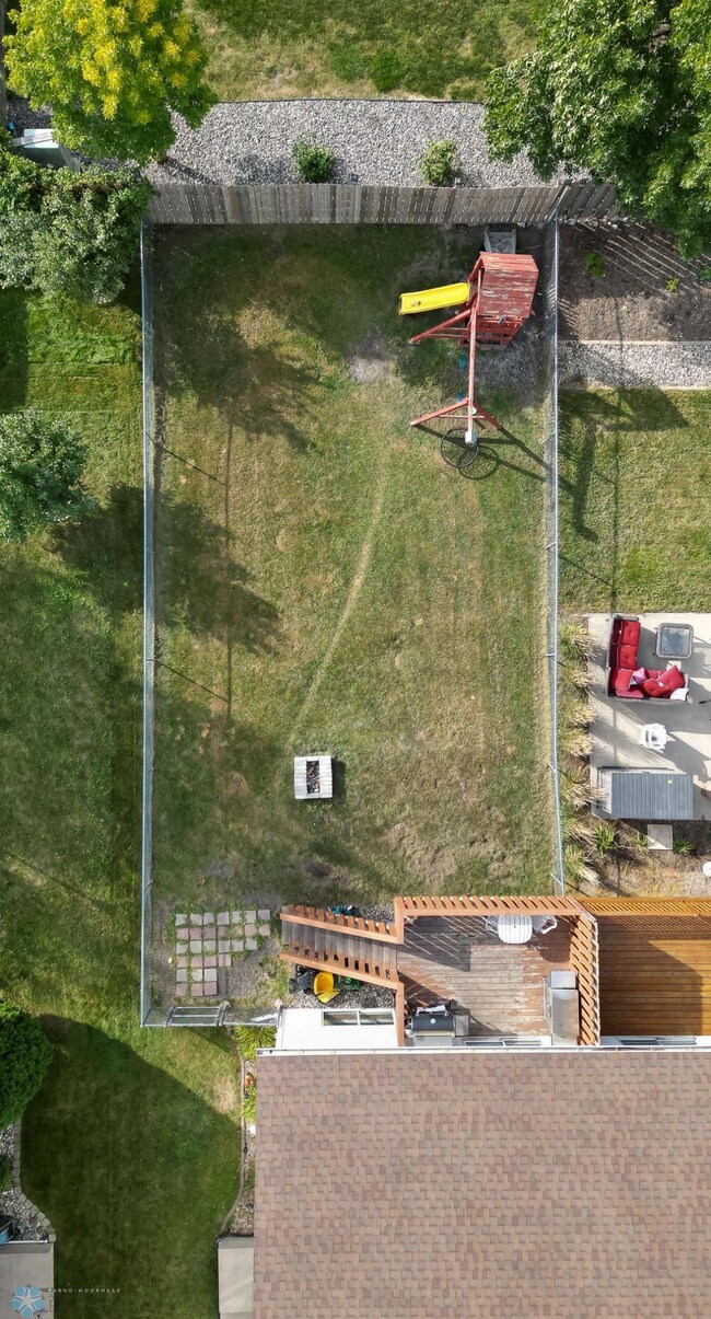 3332 30th Ave S, Fargo, ND 58103 - photo 4